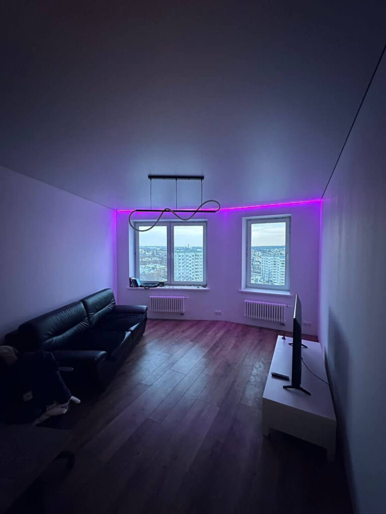 Парящий потолок BAUF с RGB-подсветкой Парящий потолок BAUF с цветной RGB-подсветкой в Дмитрове